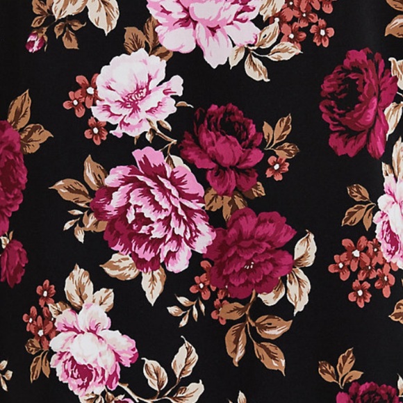 NWT TORRID Ava Black Floral Cami - Picture 5 of 11